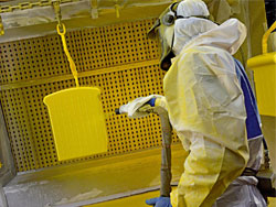 boyahane askı aparat temizliği